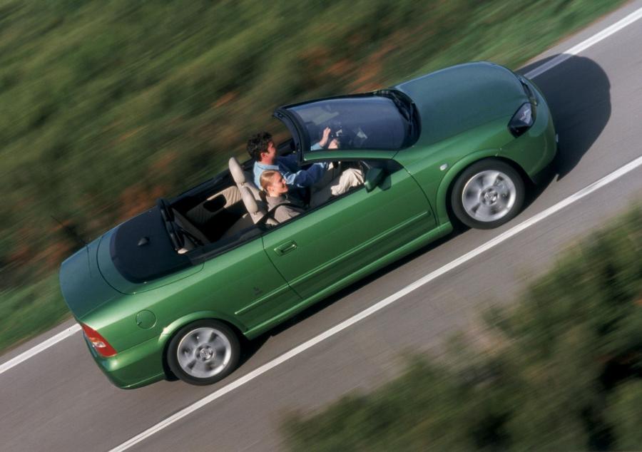  Opel Astra Cabrio (G) 2001 года  (фото 11 из 68)
